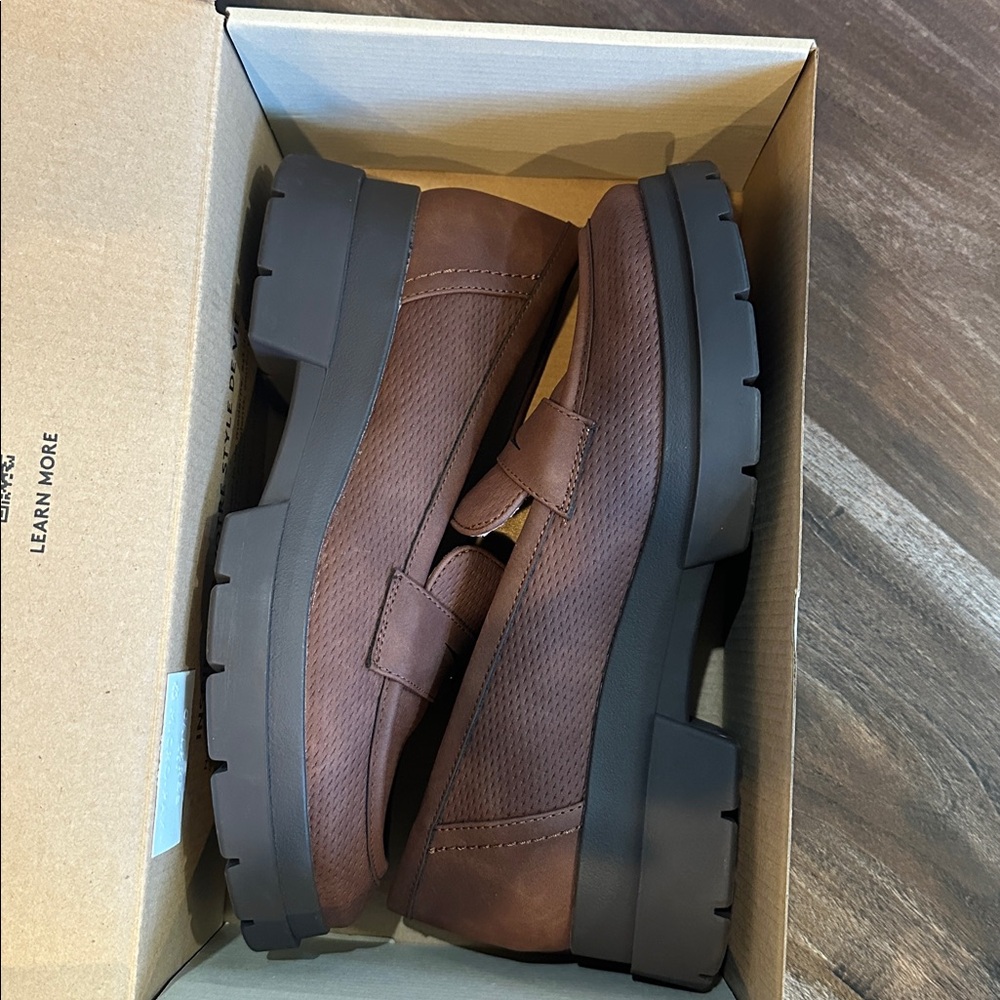 Naturalizer Soul Brown Loafers - Picture 7 of 16
